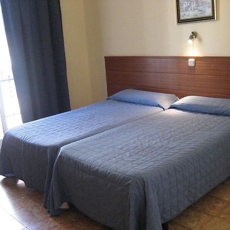 Hostal Bejar Барселона Екстер'єр фото