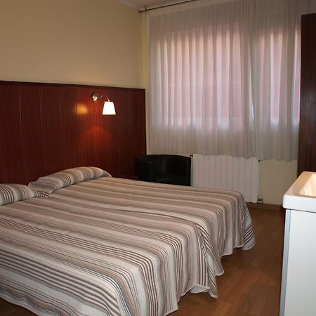 Hostal Bejar Барселона Екстер'єр фото