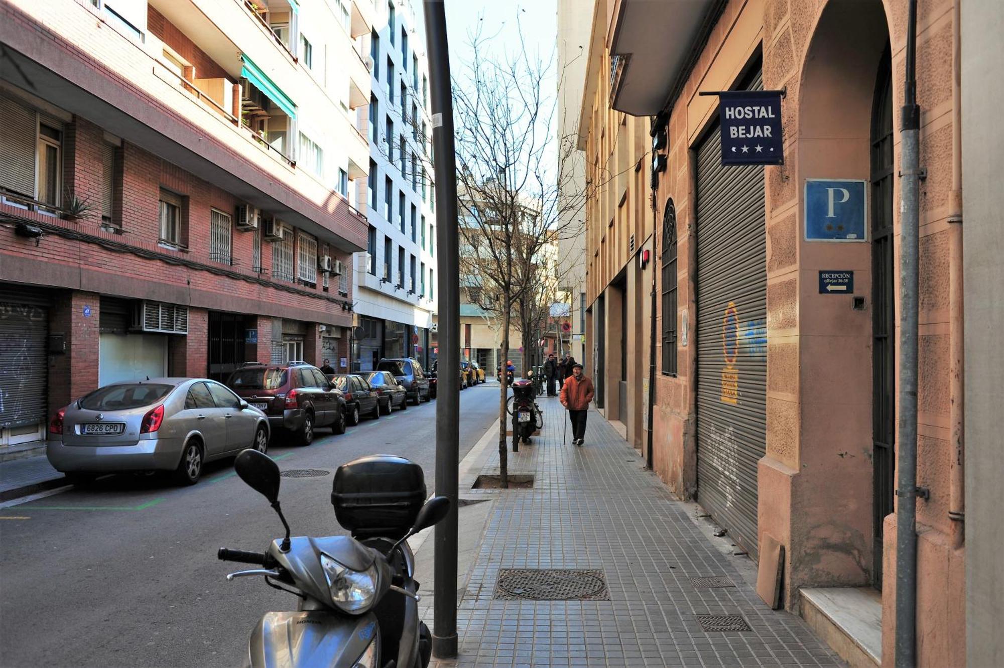 Hostal Bejar Барселона Екстер'єр фото