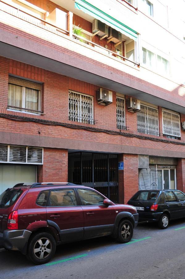 Hostal Bejar Барселона Екстер'єр фото